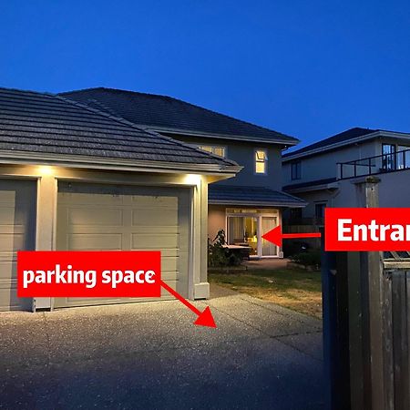 Lucky Suite, Two-Bedroom Suite With Independent Entrance In Richmond Close To Yvr Exterior foto