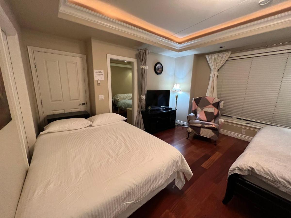 Lucky Suite, Two-Bedroom Suite With Independent Entrance In Richmond Close To Yvr Exterior foto